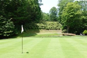 Hound Ears 15th Back